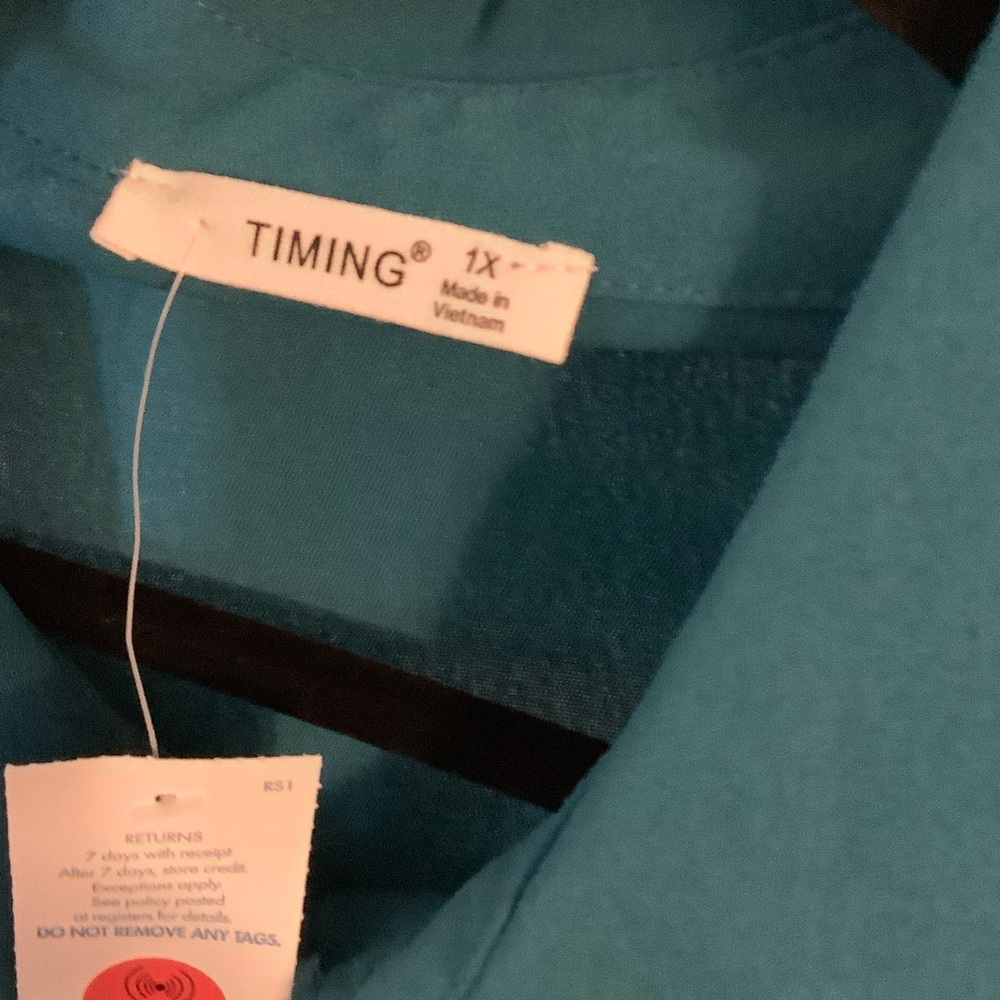 Timing Teal Button-Down Blouse - Picture 5 of 7